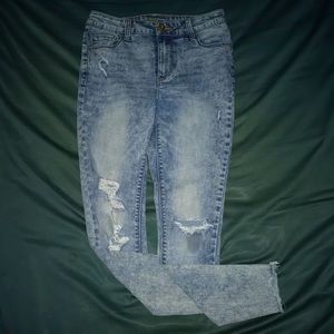 True craft, Size 7, Color - a washed blue color